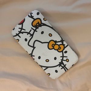 antique hello kitty wallet